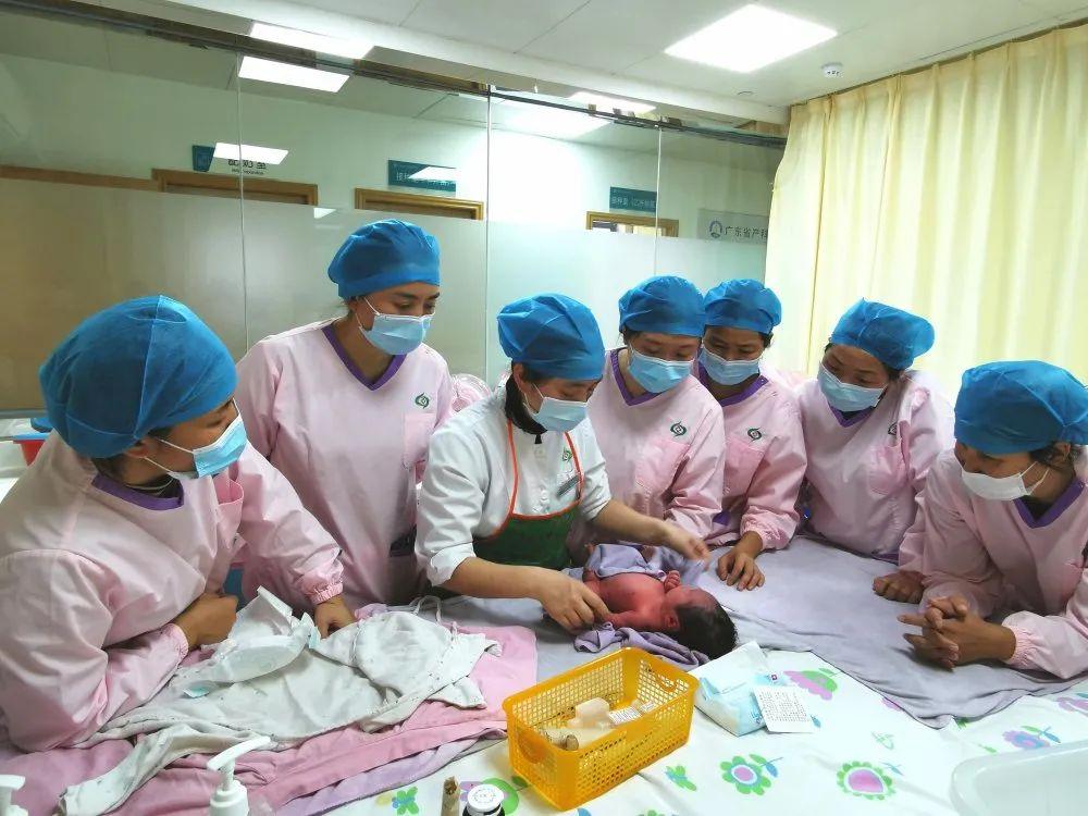绥棱县妇婴监护型护送